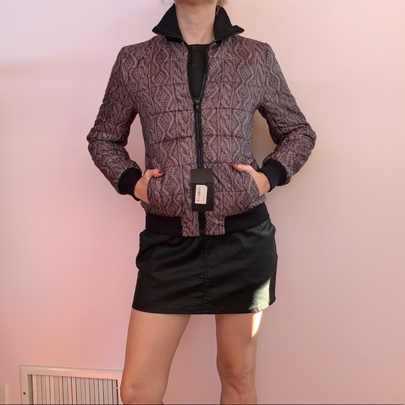 NEW, Women's Puffer Jacket, Small - Picture 12 of 12